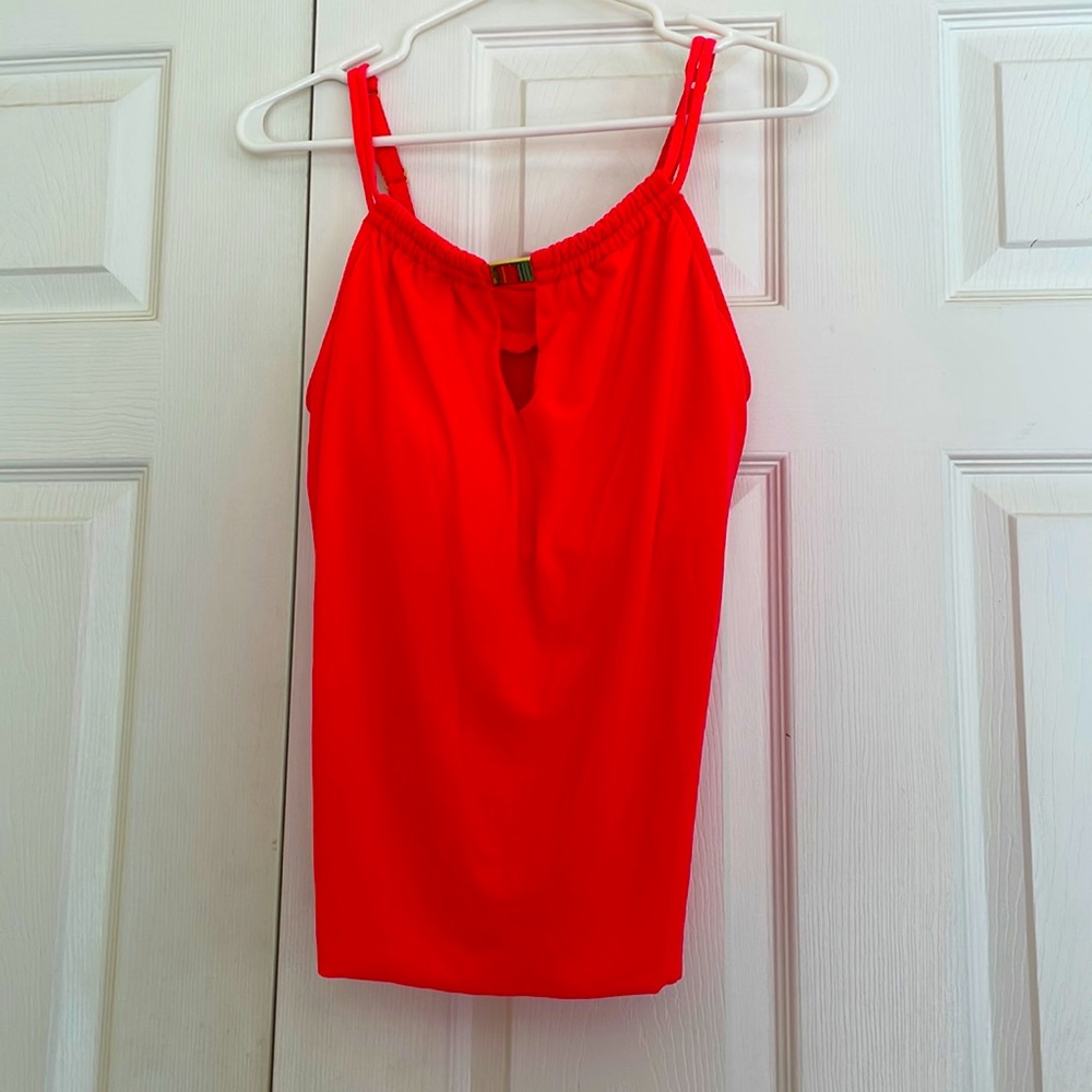 NWT Coral Swimsuit top with adjustable straps - size Med. 8/10